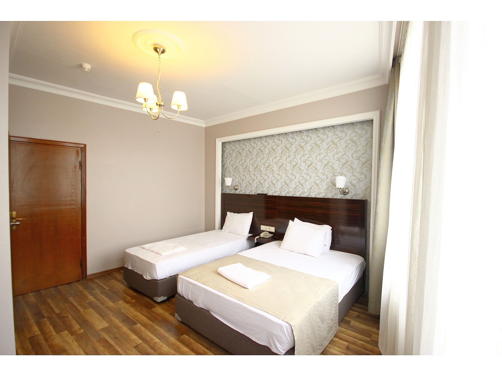 Venus Hotel Taksim Istanbul Exterior photo